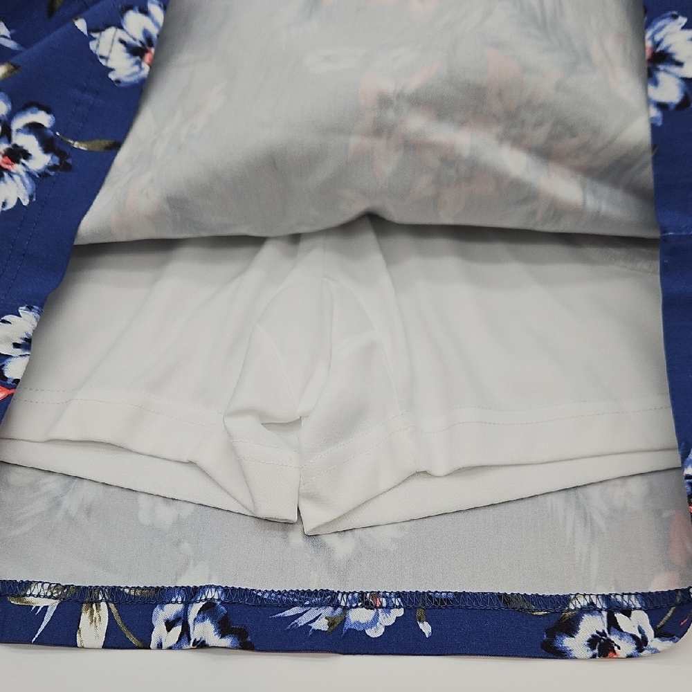Mario Serrani Blue Floral Women's Skort Size Large - Picture 6 of 8